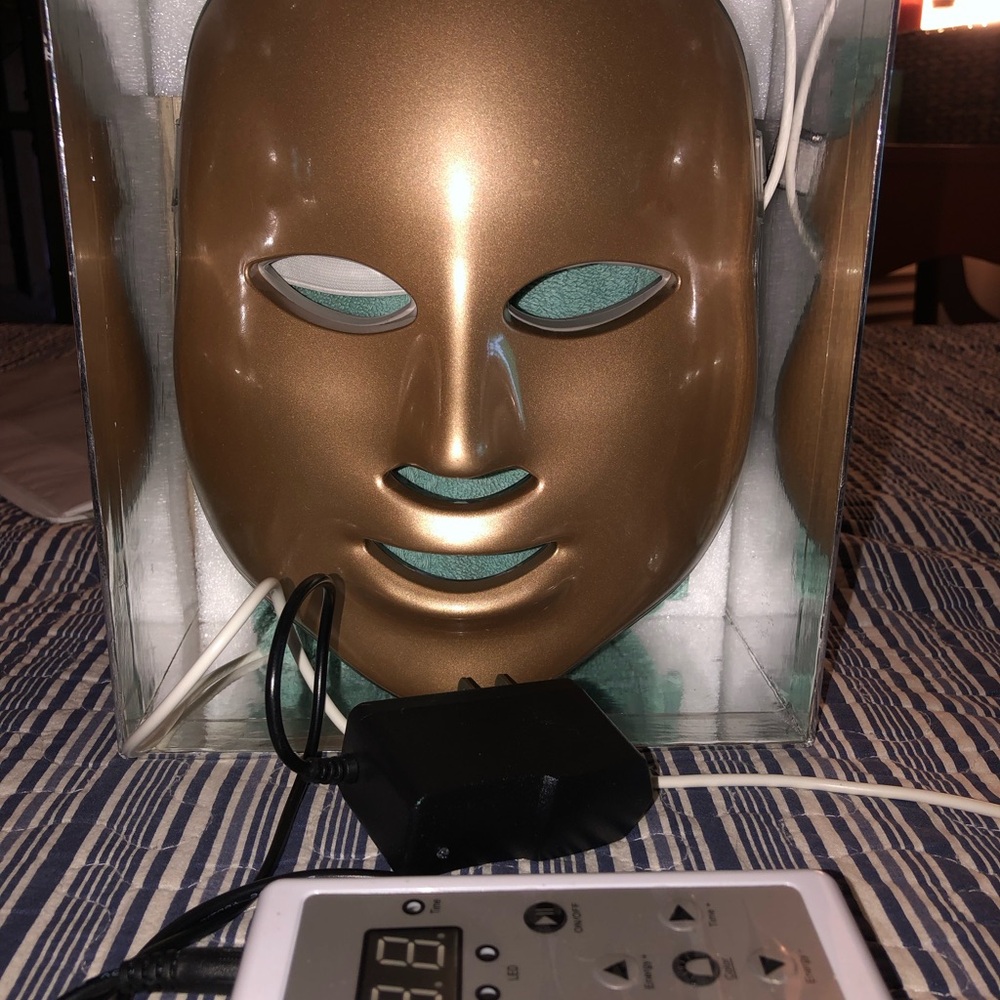 Gold LED Face Mask with Controller